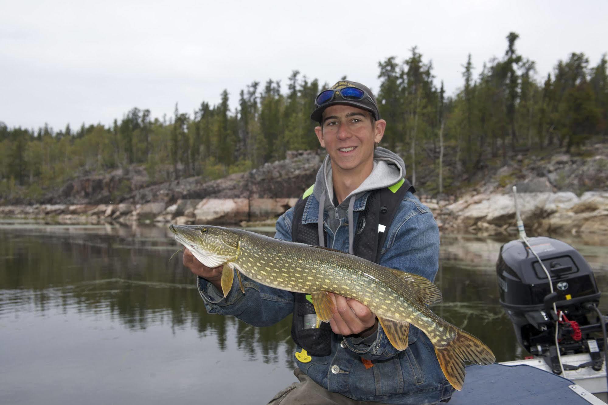 Yellow Dog Lodge, Inc. Yellowknife Esterno foto