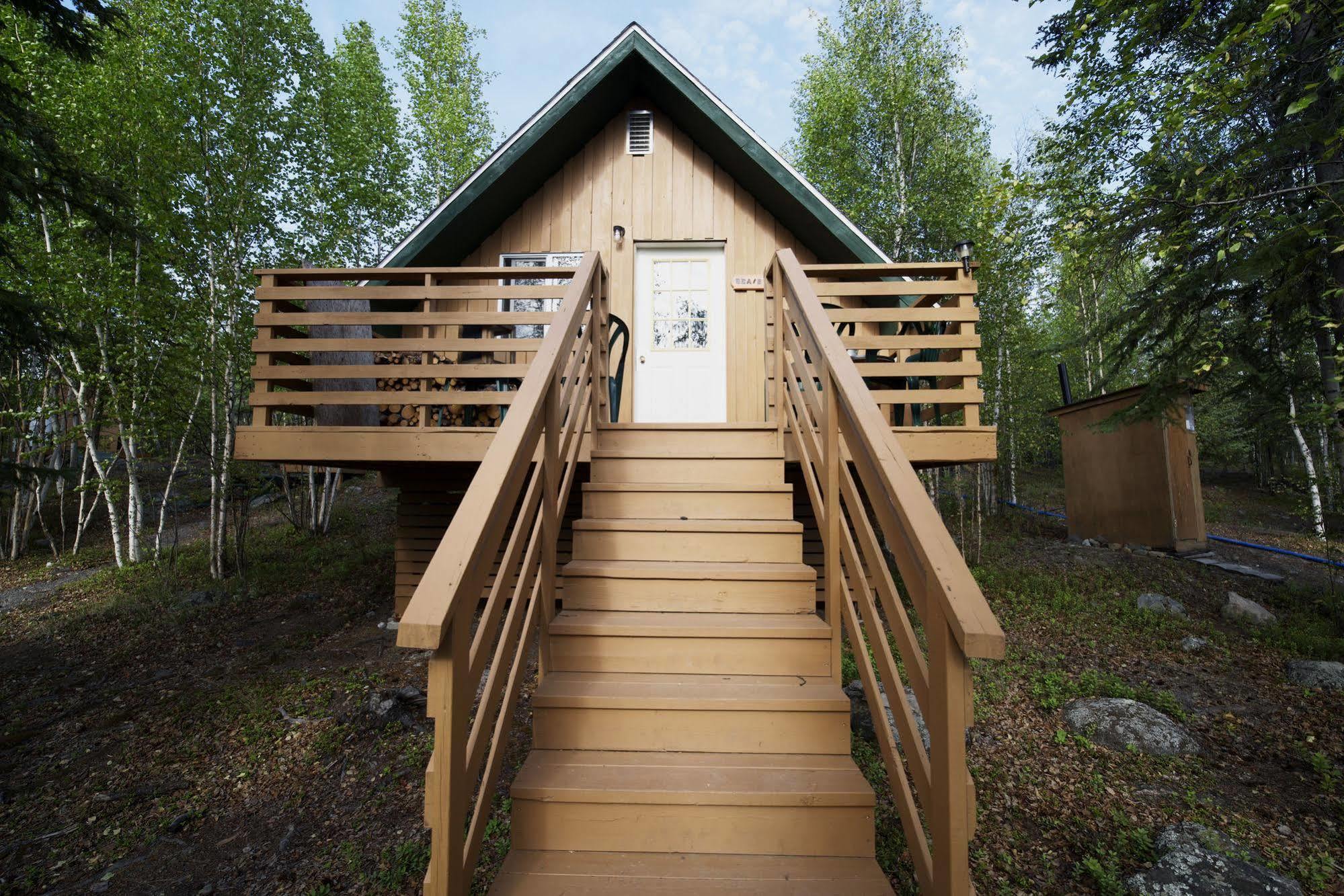 Yellow Dog Lodge, Inc. Yellowknife Esterno foto