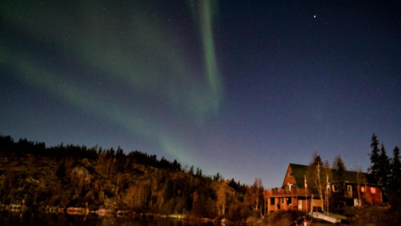 Yellow Dog Lodge, Inc. Yellowknife Esterno foto